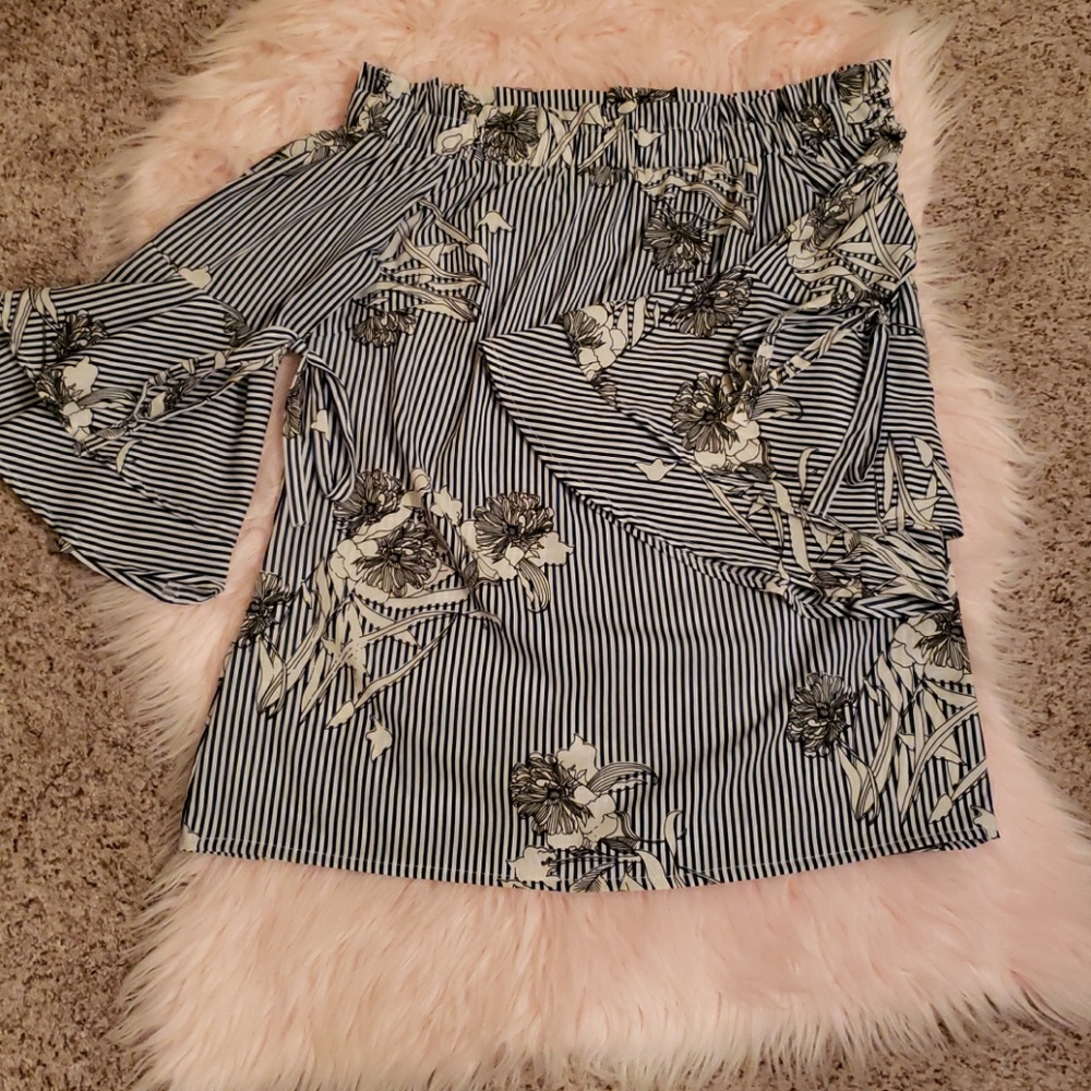 Floral strapless